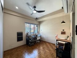 Kew Gate (D16), Terrace #522964221